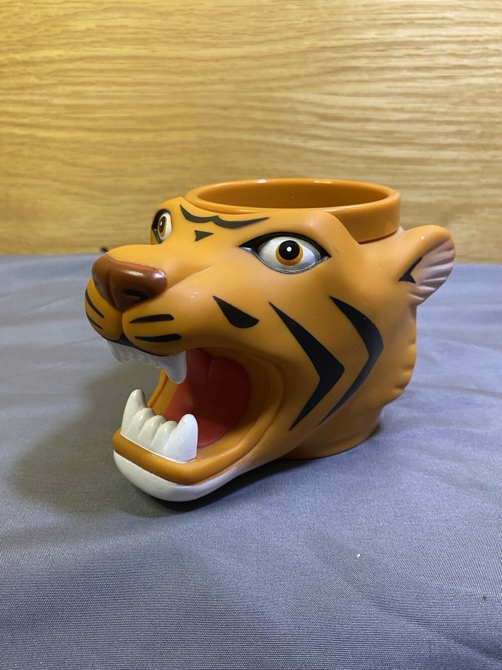 Ringling Brothers Barnum and Bailey Circus Souvenir Tiger Cup